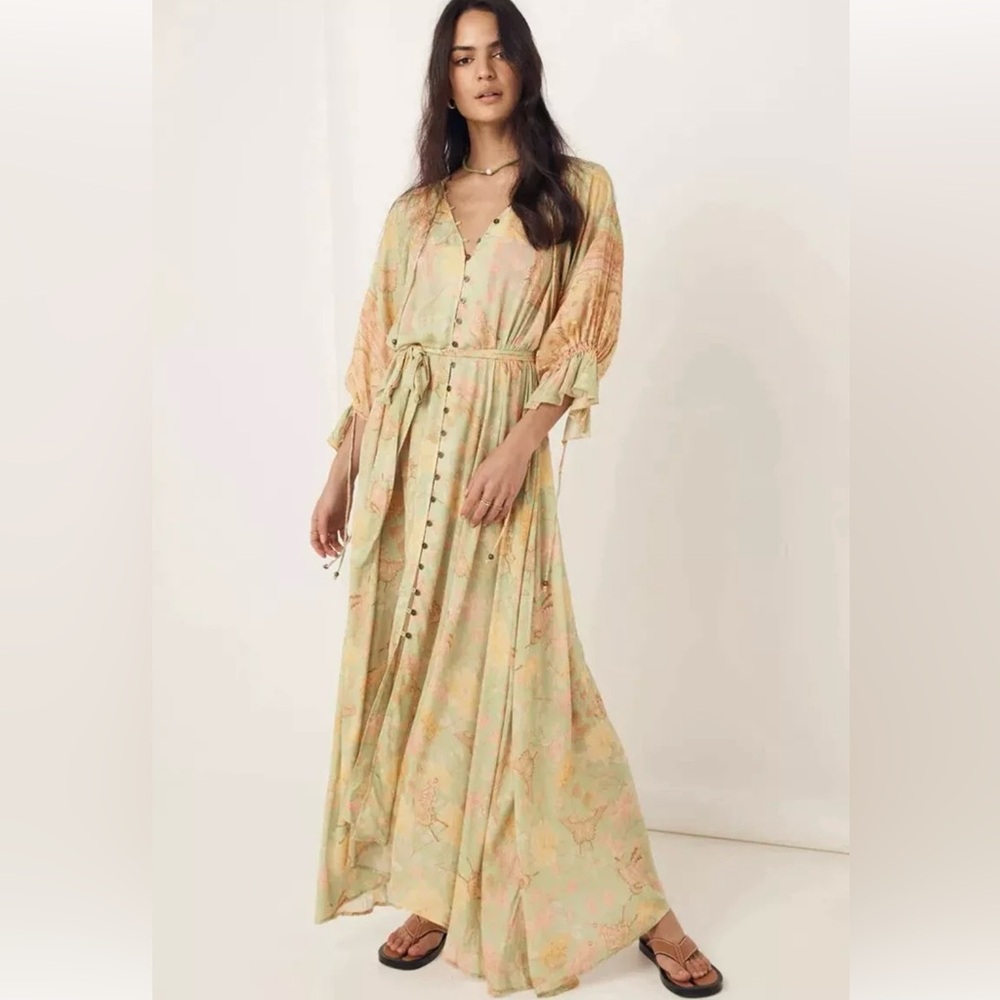 *FOUND*ISO spell & the gypsy collective butterfly gown MEDIUM!
(NOT FOR SALE)
